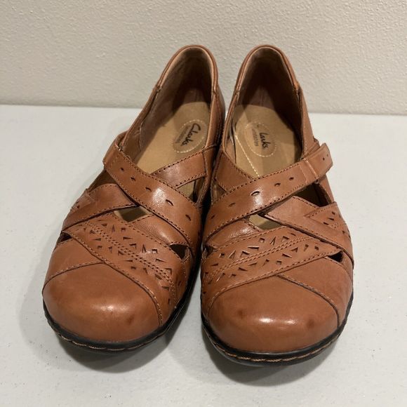 Clarks Bendables Women's Loafers Shoes Size 10 Leather Brown EUC - Picture 1 of 16